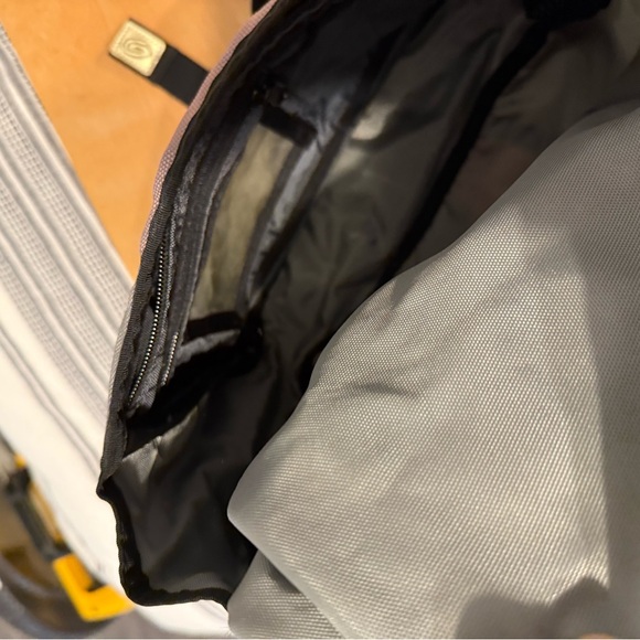 Timbuk2 Two-Tone Gray and Tan Satchel - Picture 4 of 7